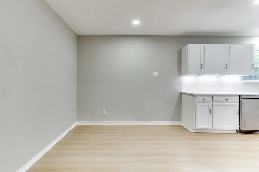 2709 Springbrooke Drive Hurst TX 76054