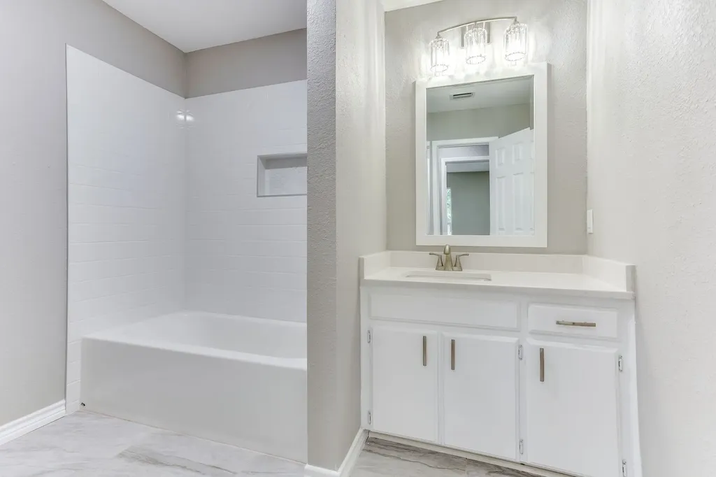 2709 Springbrooke Drive Hurst TX 76054