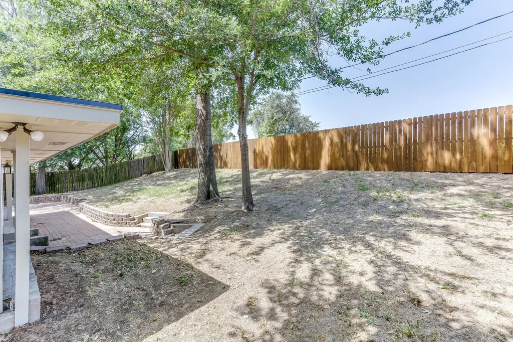 2709 Springbrooke Drive Hurst TX 76054