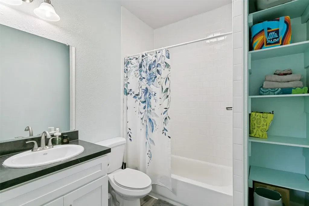 3332 Avenue I Fort Worth TX 76105