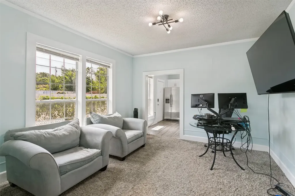 3332 Avenue I Fort Worth TX 76105
