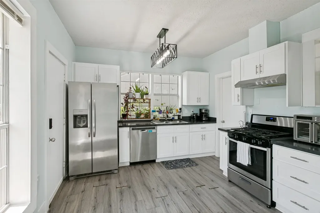 3332 Avenue I Fort Worth TX 76105