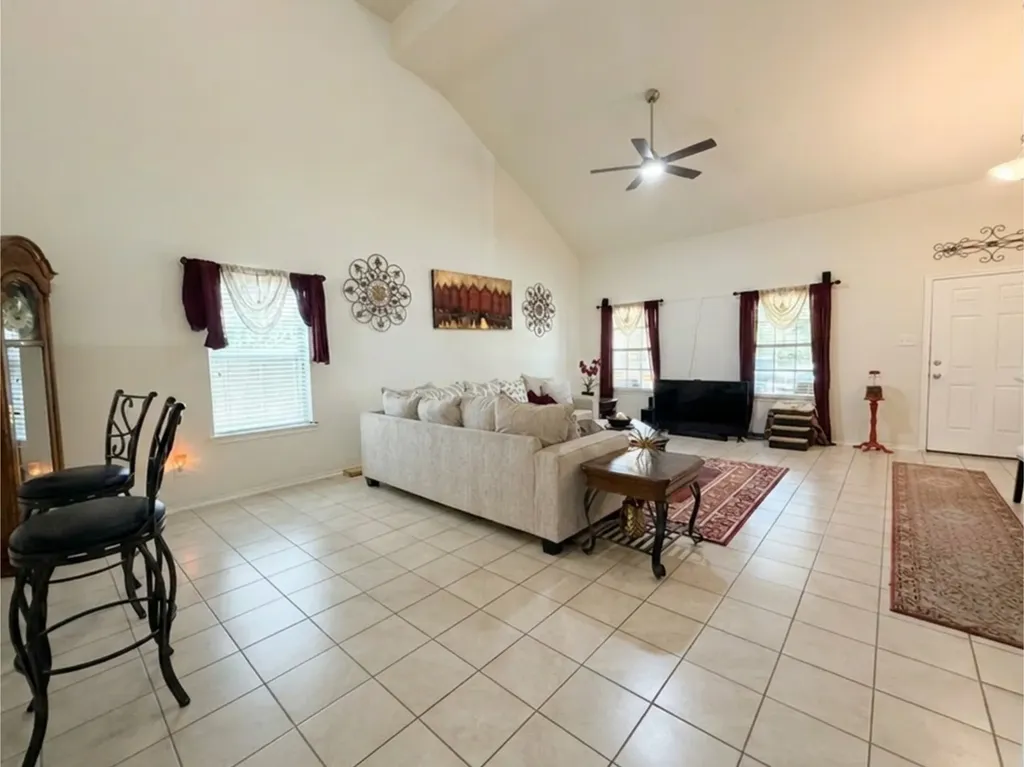 1100 Mercury Drive Princeton TX 75407