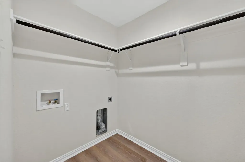 431 Nutmeg Burleson TX 76028