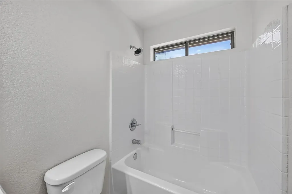 431 Nutmeg Burleson TX 76028