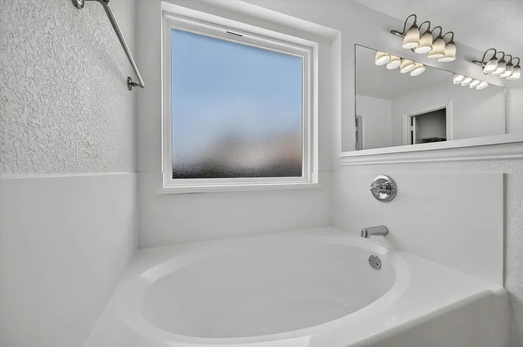 431 Nutmeg Burleson TX 76028