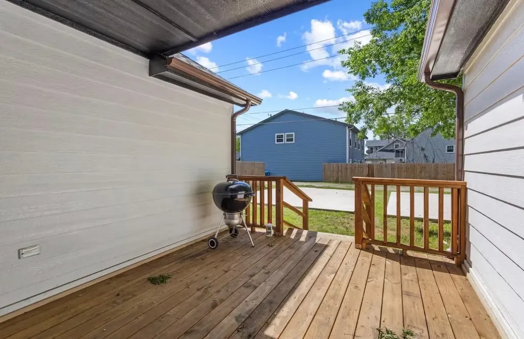 506 W Owing Street Denison TX 75020