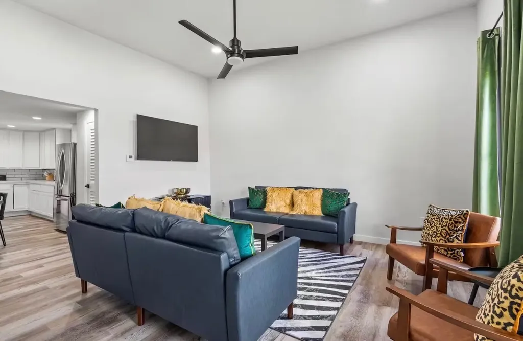 506 W Owing Street Denison TX 75020