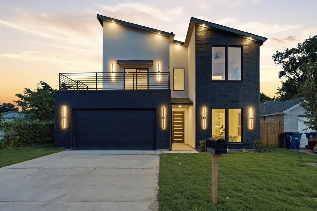 1810 Bickers Street Dallas TX 75212