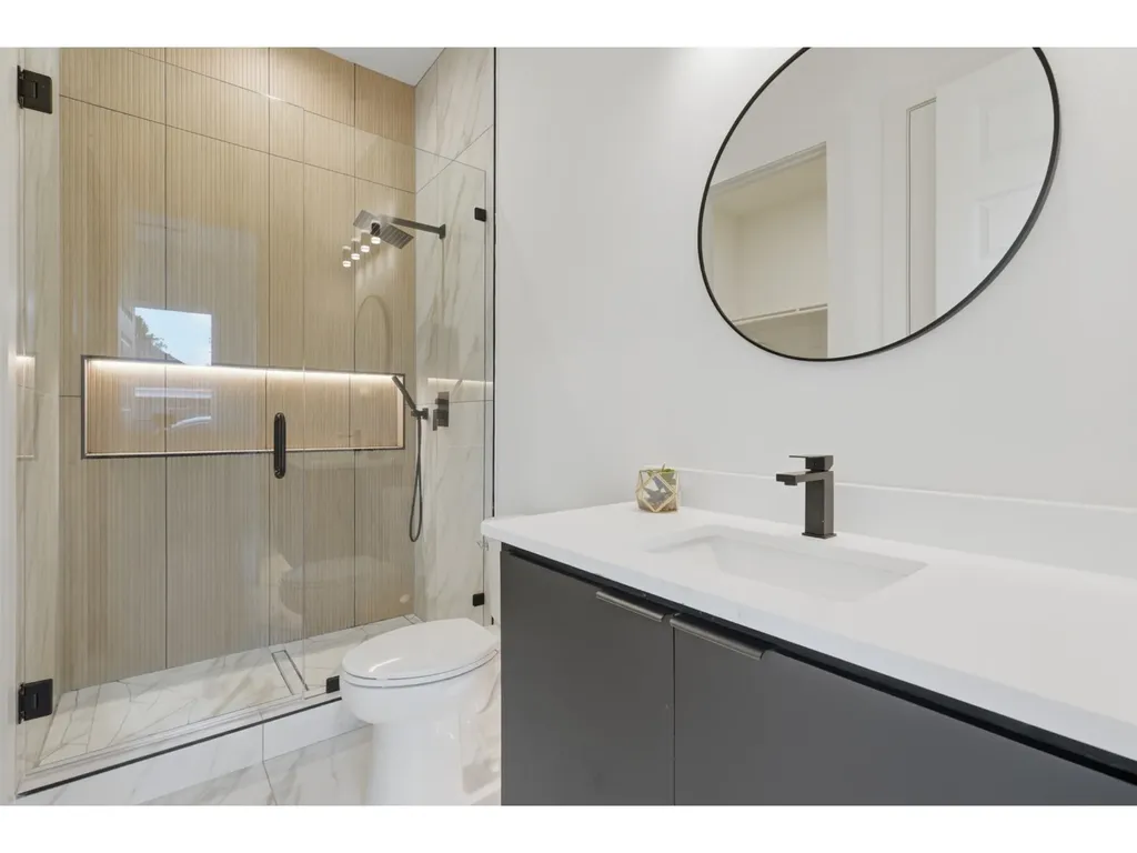 1810 Bickers Street Dallas TX 75212