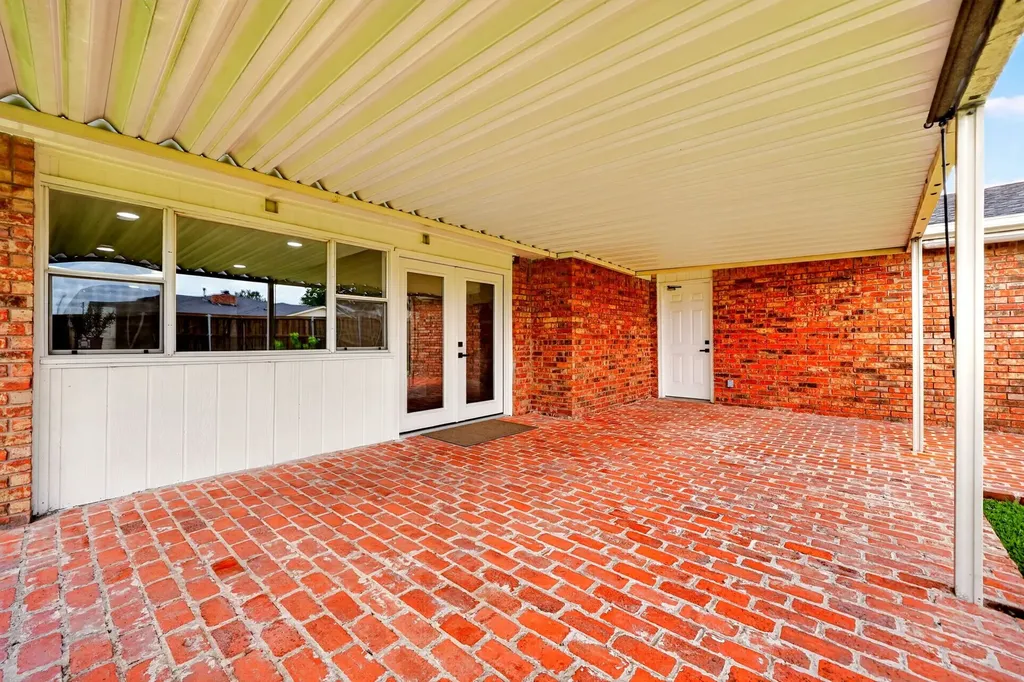 4333 Woodbluff Drive Mesquite TX 75150