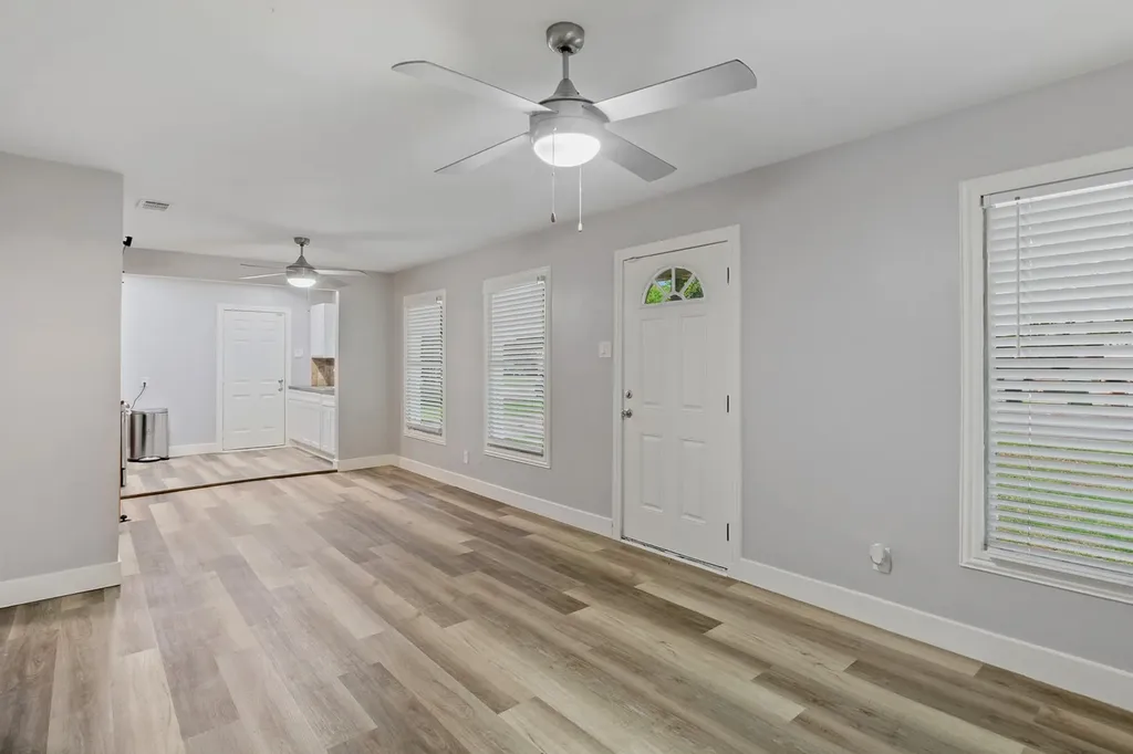 1432 Meadowbrook Drive Garland TX 75042