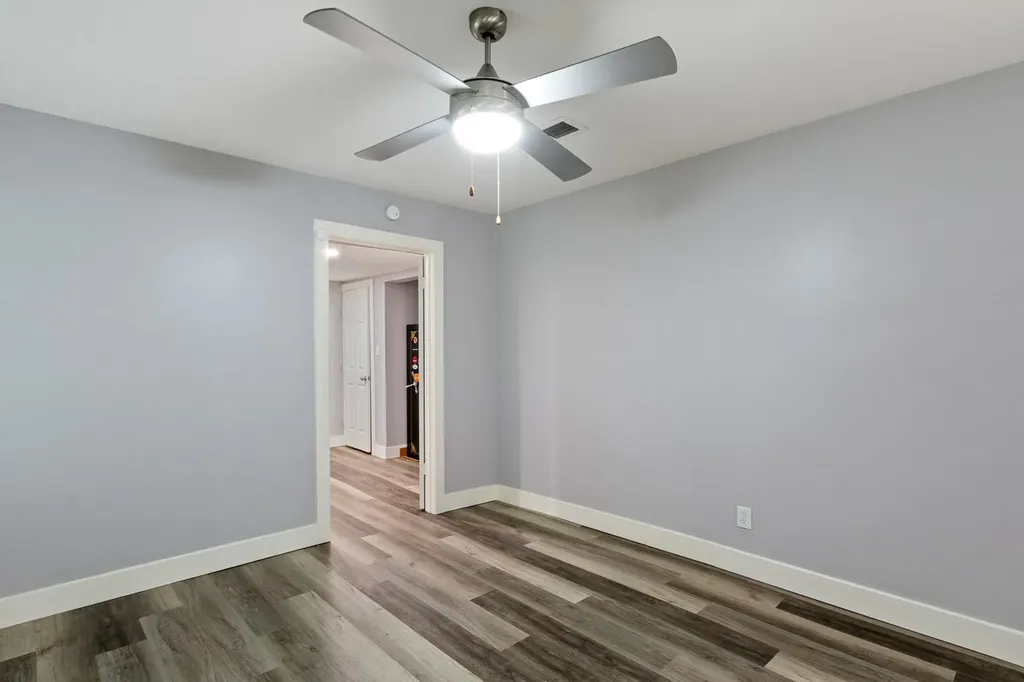 1432 Meadowbrook Drive Garland TX 75042