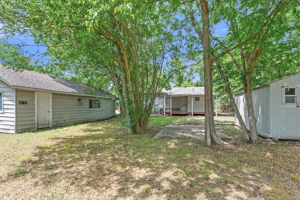 1432 Meadowbrook Drive Garland TX 75042