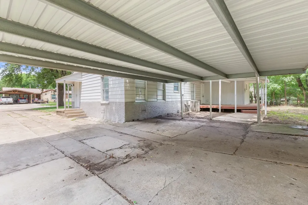 1432 Meadowbrook Drive Garland TX 75042