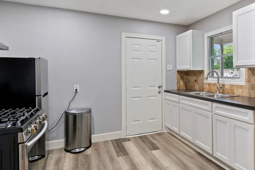 1432 Meadowbrook Drive Garland TX 75042