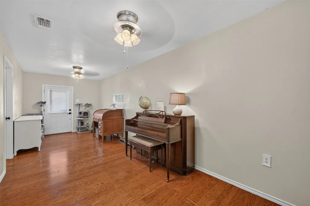 1705 Alamo Court Clyde TX 79510