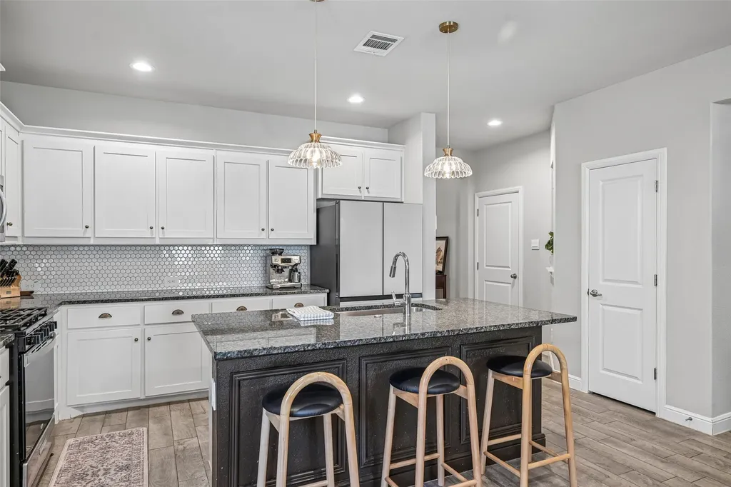1306 Trailblazer Way Northlake TX 76247