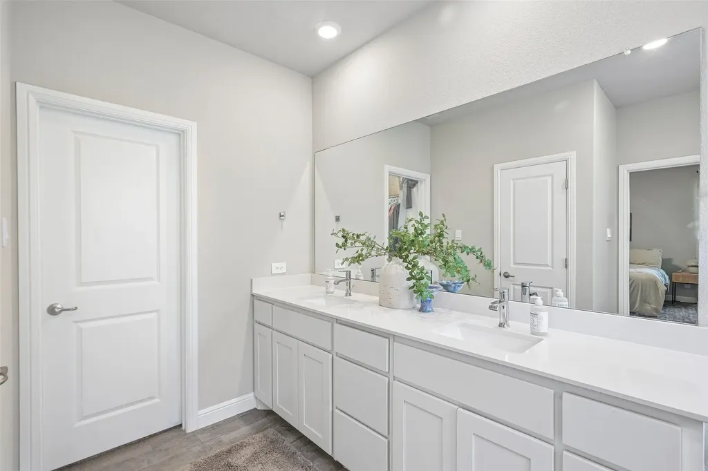 1306 Trailblazer Way Northlake TX 76247