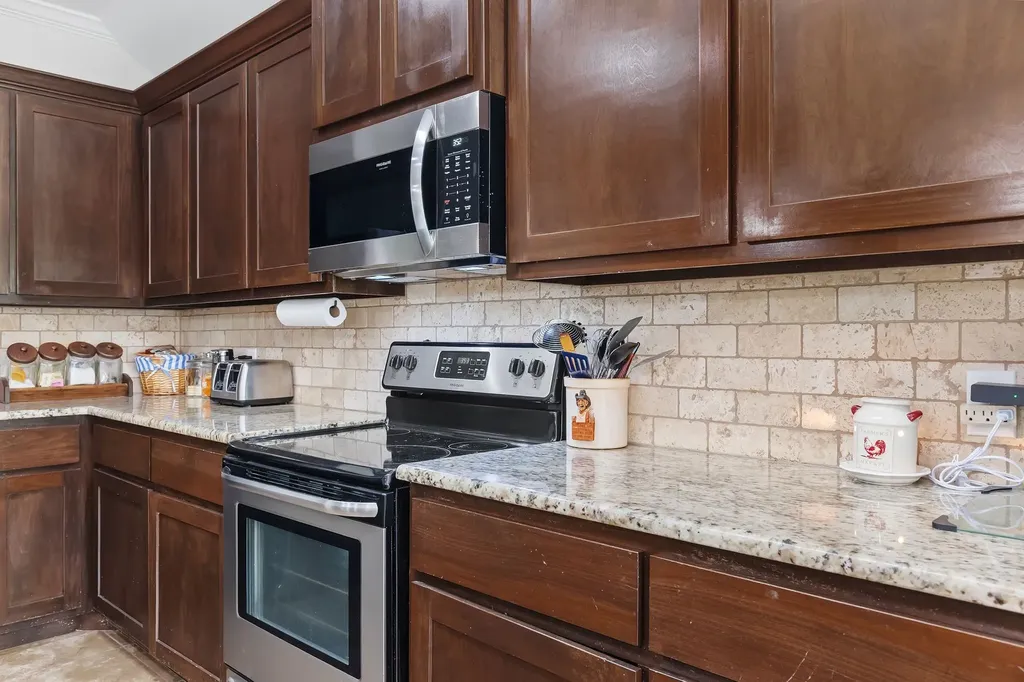8822 Kiowa Drive Greenville TX 75402