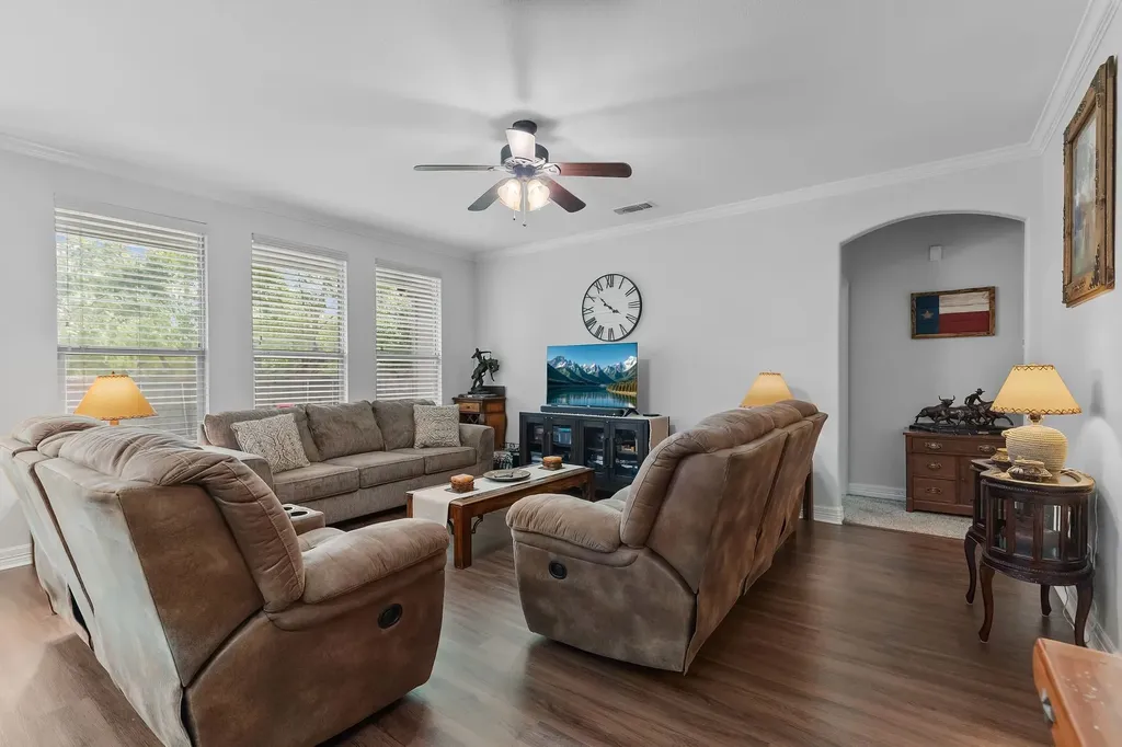 8822 Kiowa Drive Greenville TX 75402