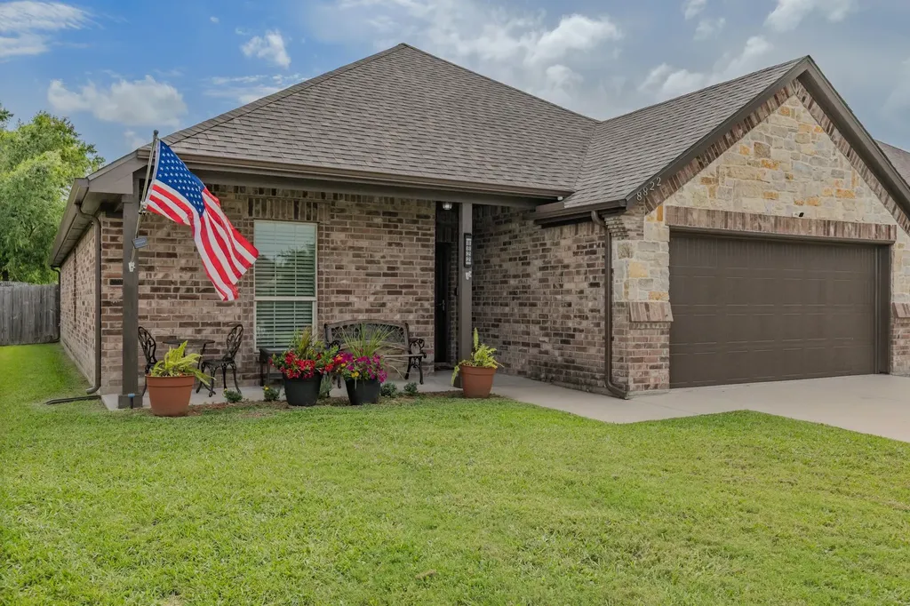 8822 Kiowa Drive Greenville TX 75402