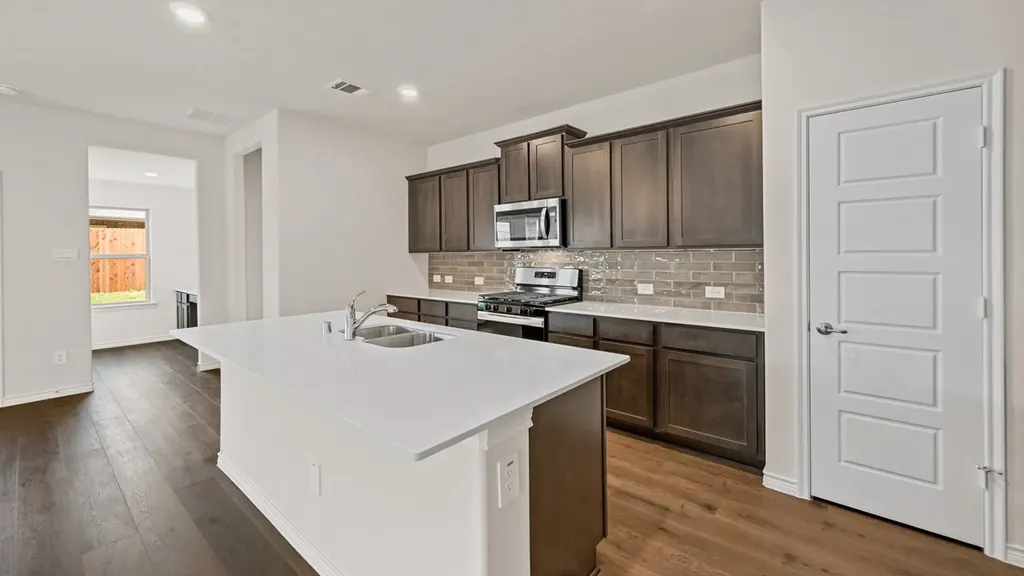 7086 Bison Creek Lane Garland TX 75043