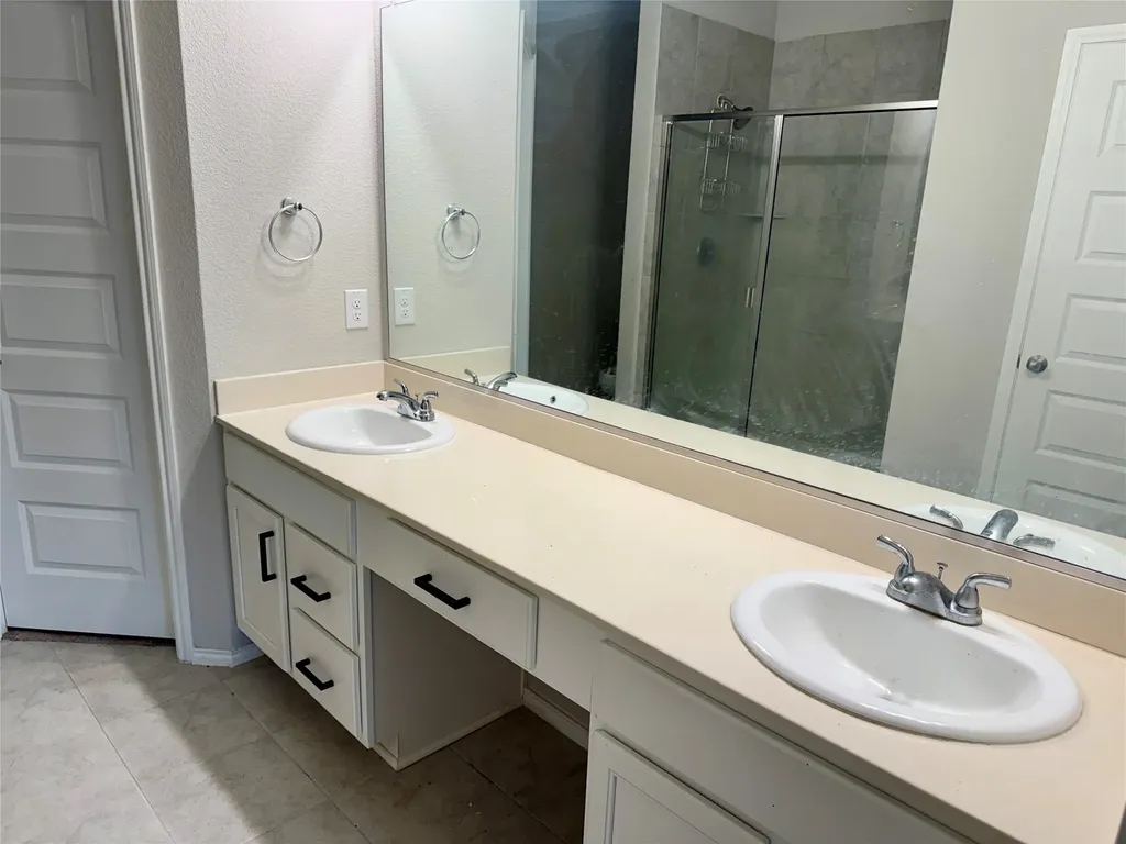3936 Bellingham Lane Heartland TX 75126
