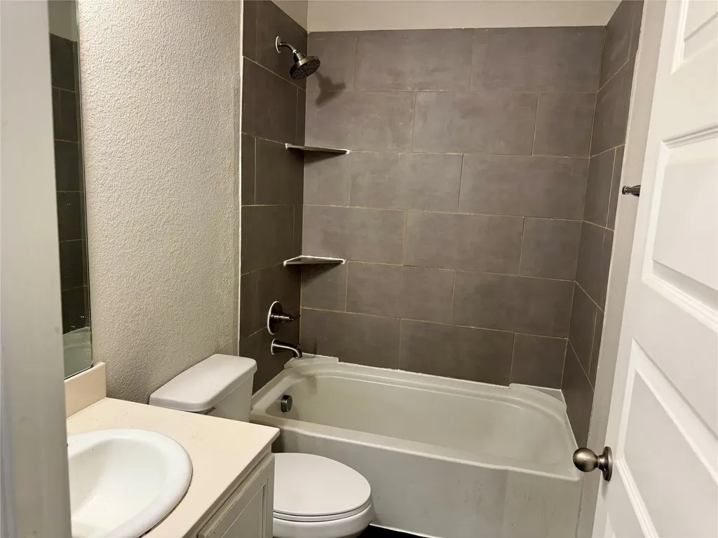 3936 Bellingham Lane Heartland TX 75126