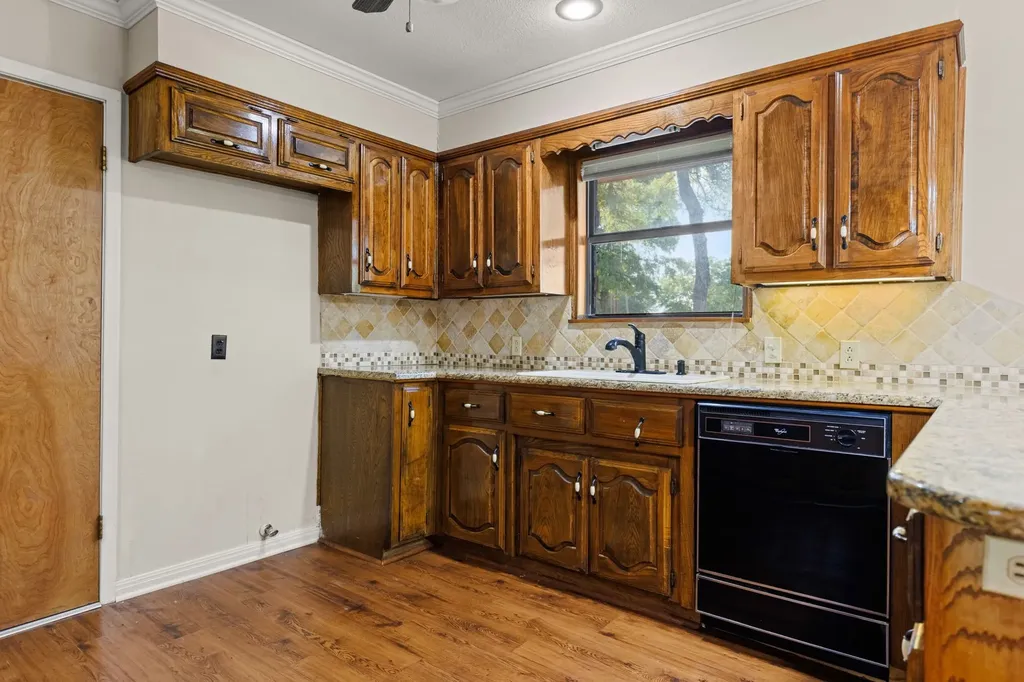 13539 Chapel Road Lorena TX 76655
