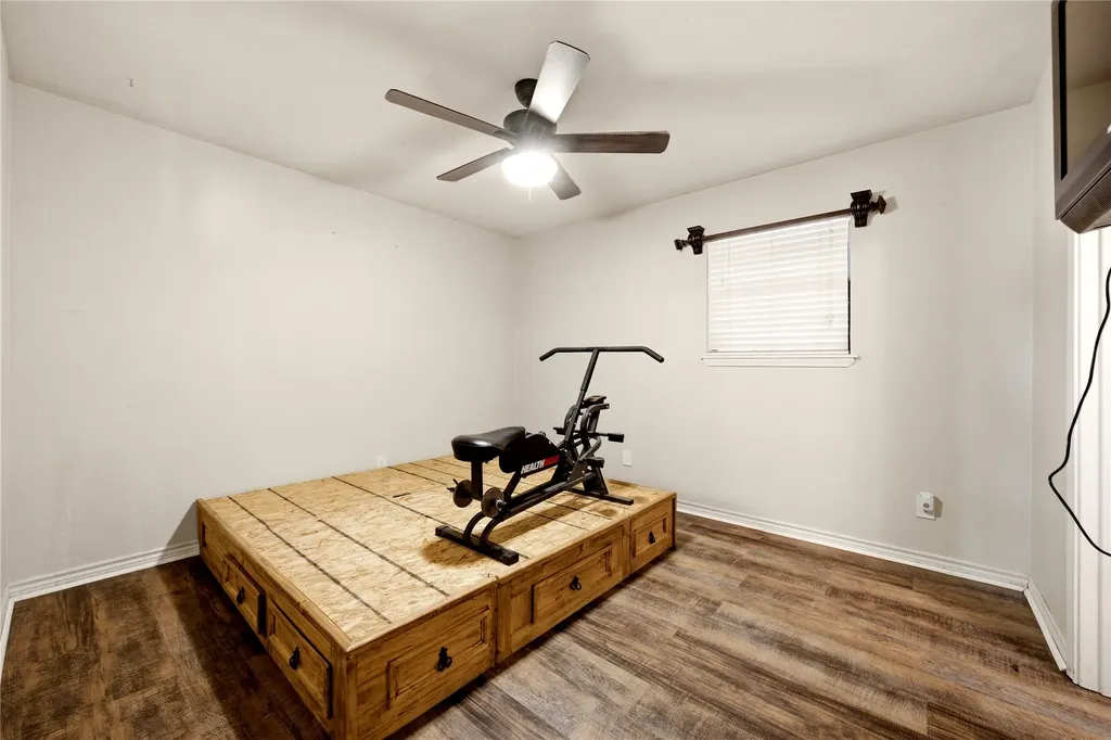21282 Southwind Drive Chandler TX 75758