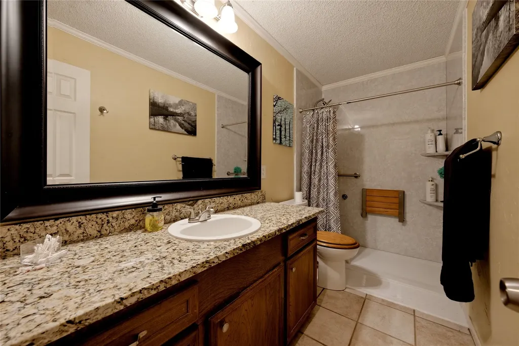 21282 Southwind Drive Chandler TX 75758
