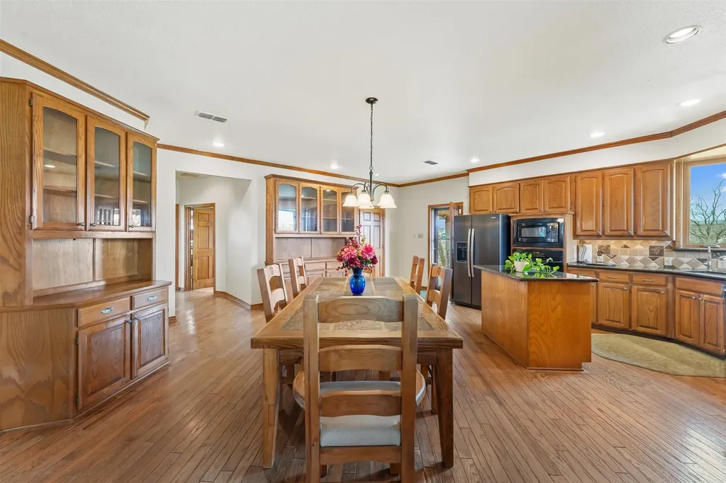 9711 Jim Christal Road Krum TX 76249