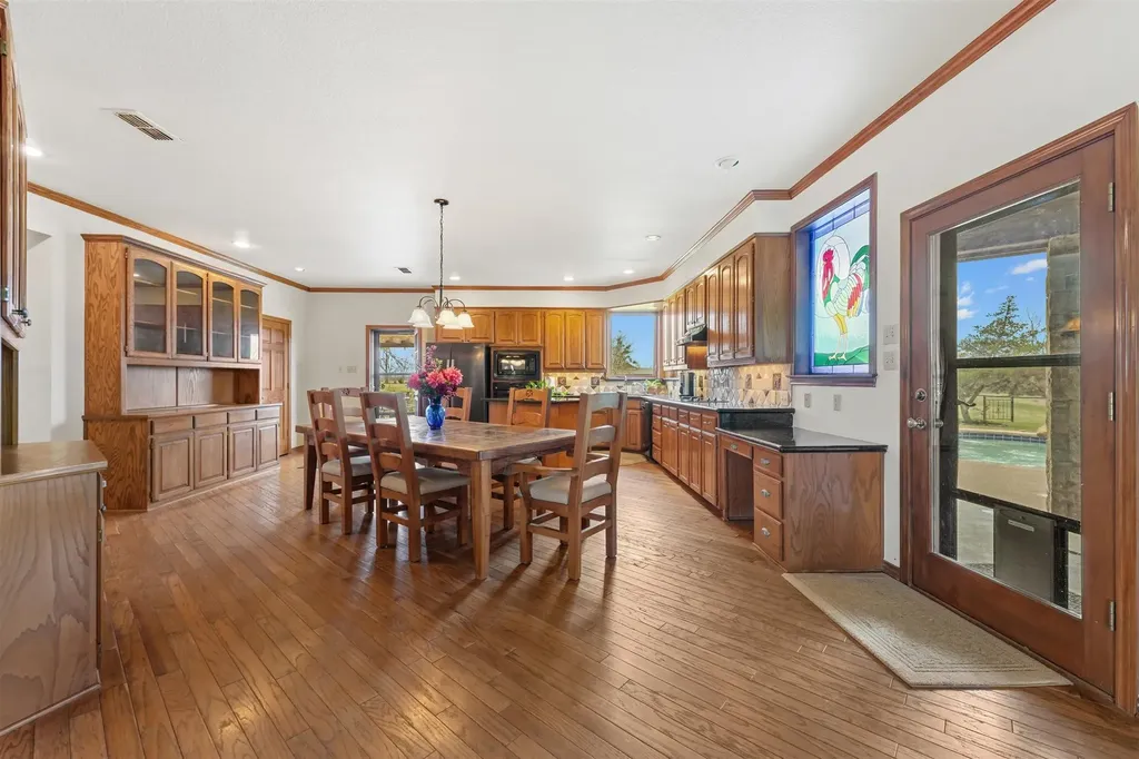 9711 Jim Christal Road Krum TX 76249