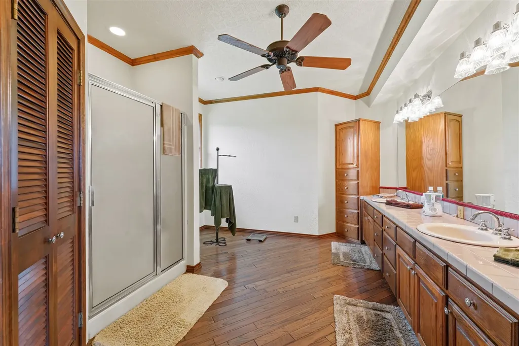 9711 Jim Christal Road Krum TX 76249