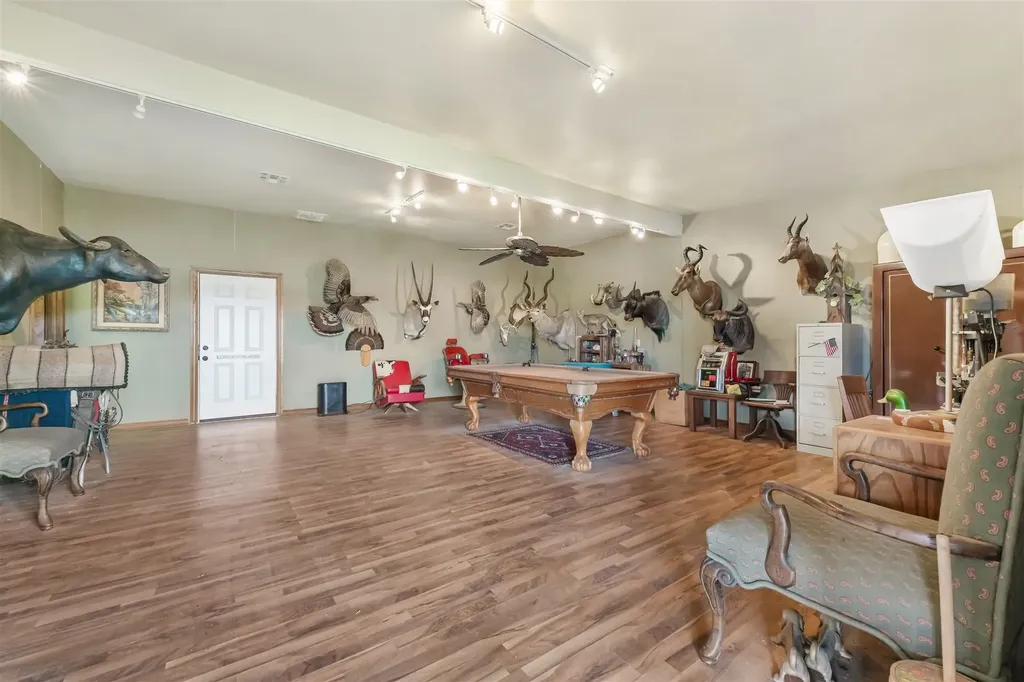 9711 Jim Christal Road Krum TX 76249