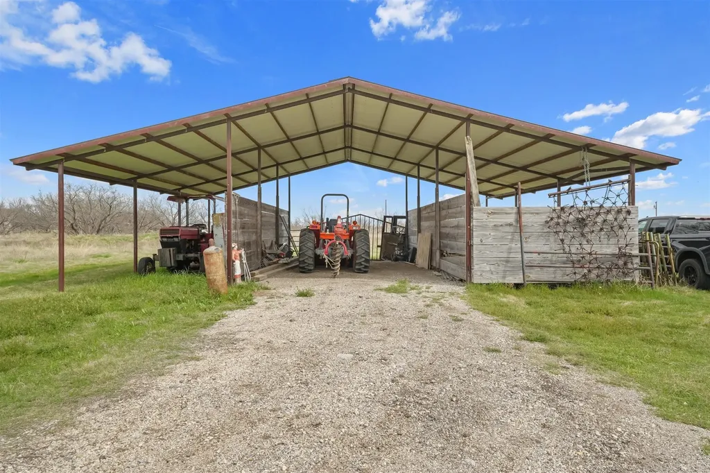 9711 Jim Christal Road Krum TX 76249
