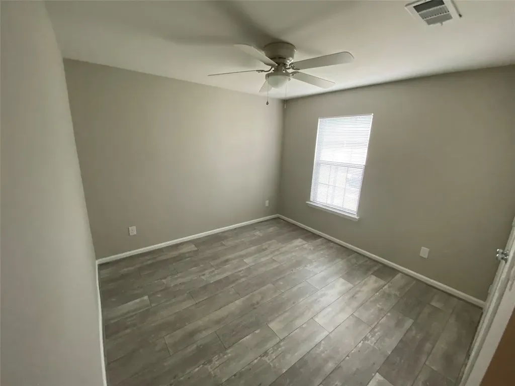 2211 W Illinois Avenue Dallas TX 75224