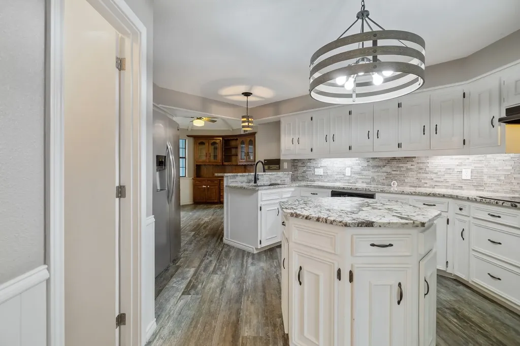 1527 Estates Way Carrollton TX 75006