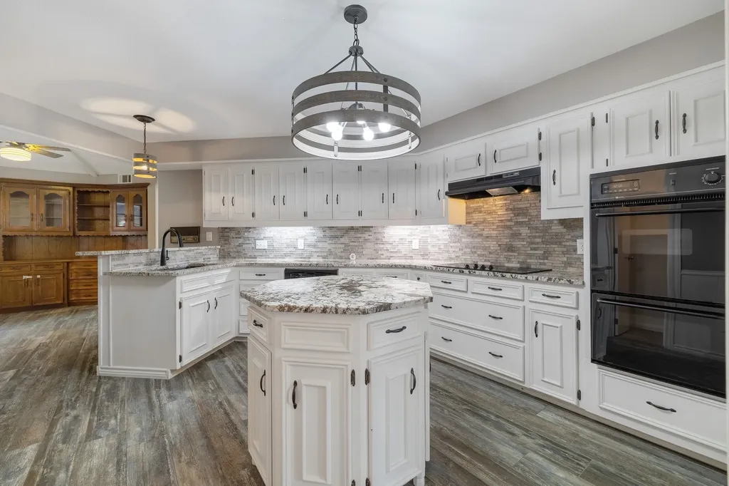 1527 Estates Way Carrollton TX 75006
