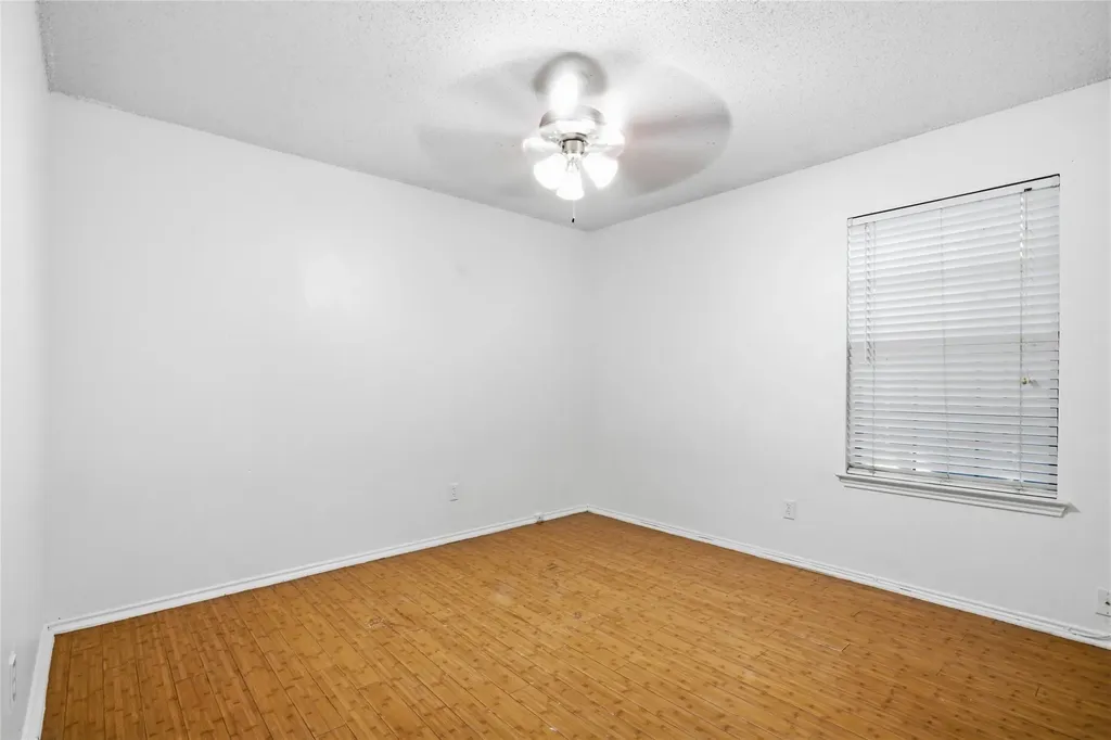 2022 Minnie Drive Arlington TX 76012