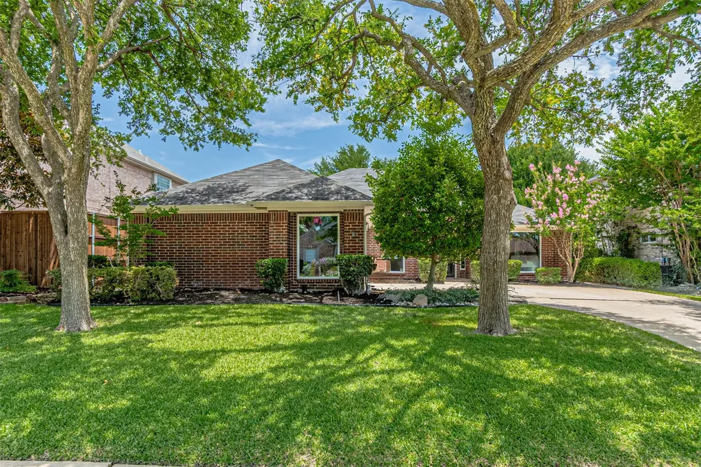 1904 Sumac Drive Flower Mound TX 75028
