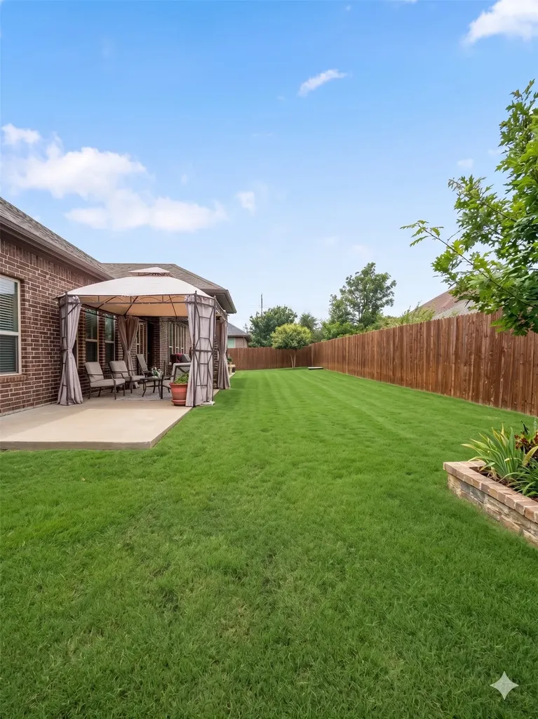 2956 Salina Drive Grand Prairie TX 75054
