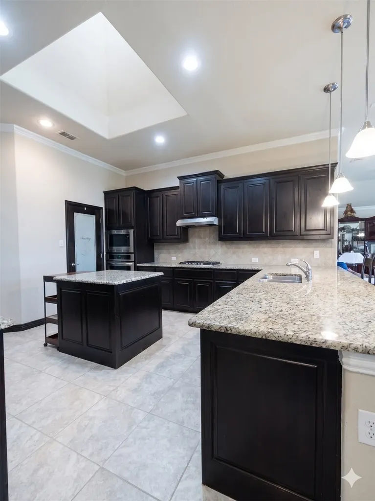 2956 Salina Drive Grand Prairie TX 75054