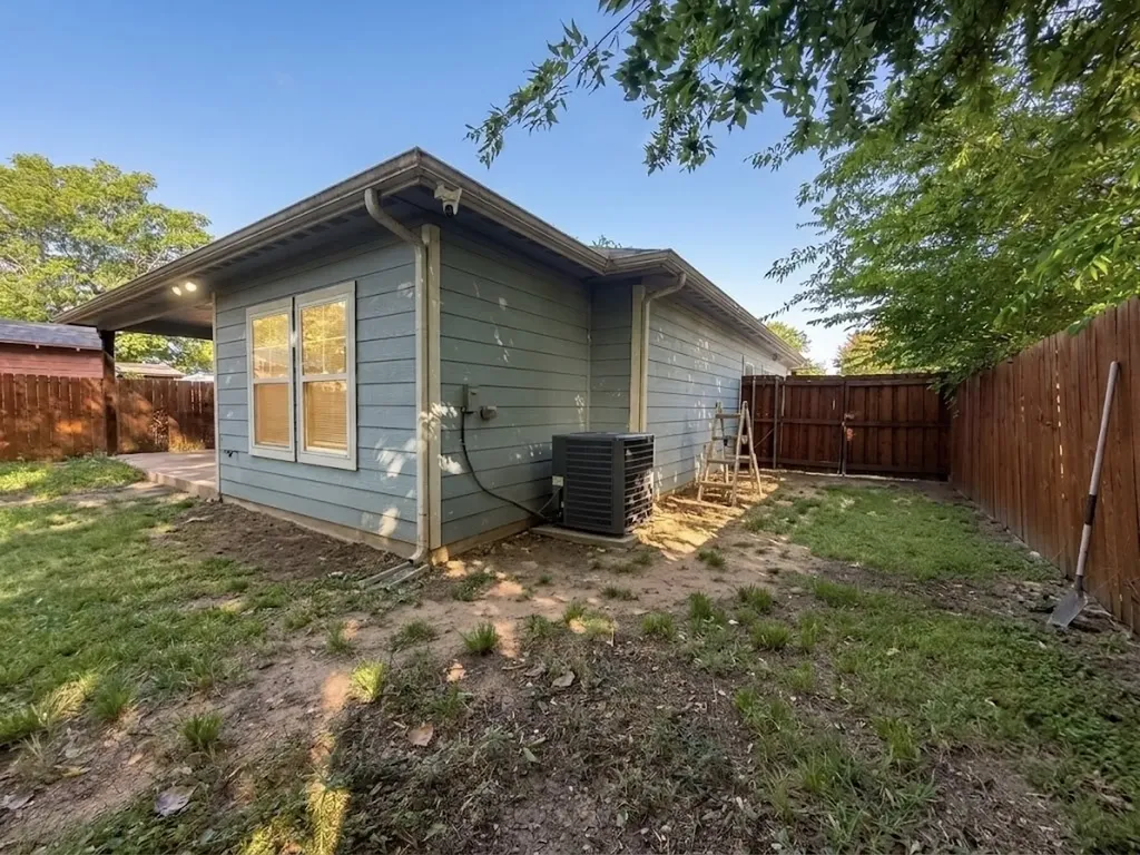 2655 Jennings Avenue Dallas TX 75216