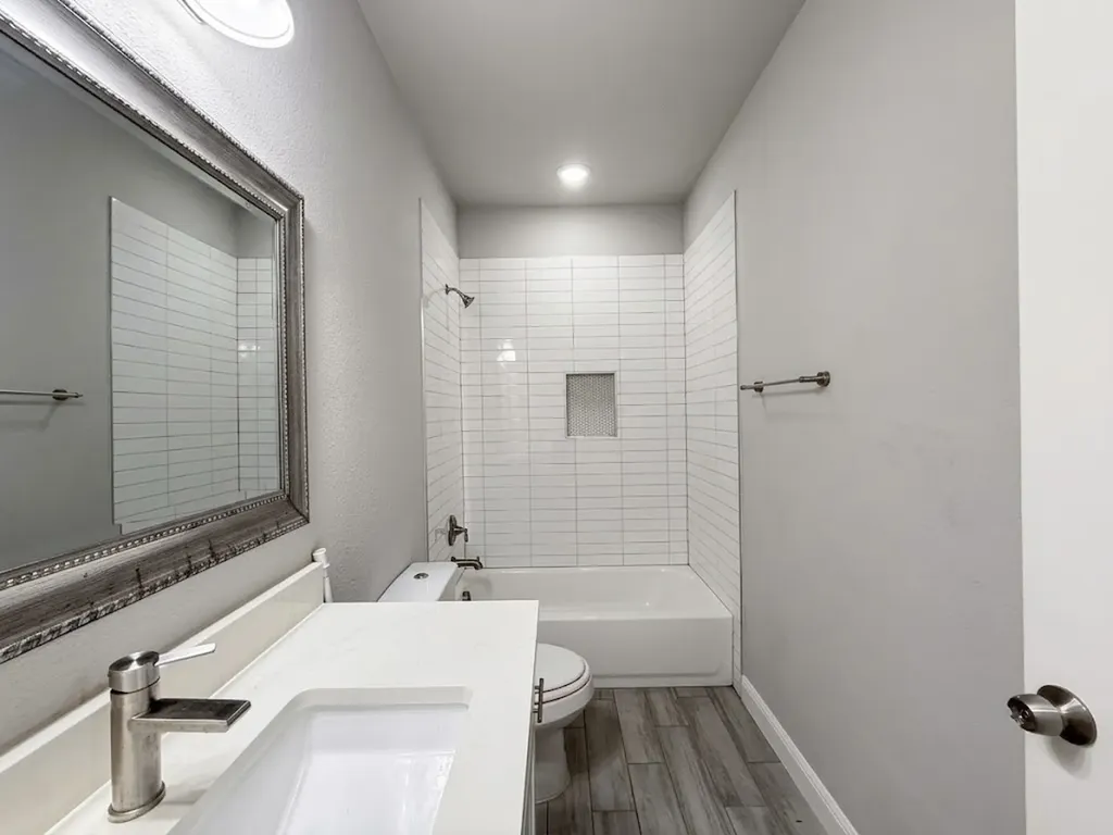 2655 Jennings Avenue Dallas TX 75216