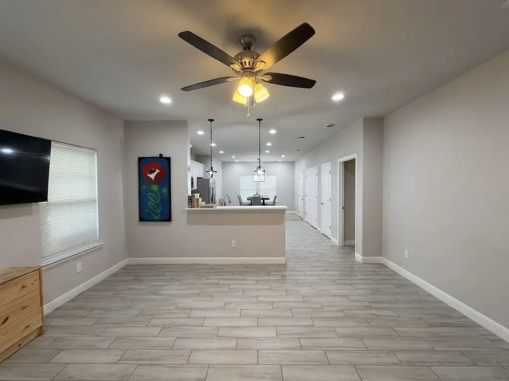 2655 Jennings Avenue Dallas TX 75216