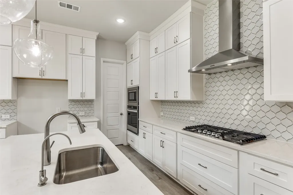 4592 Refugio Drive Plano TX 75024