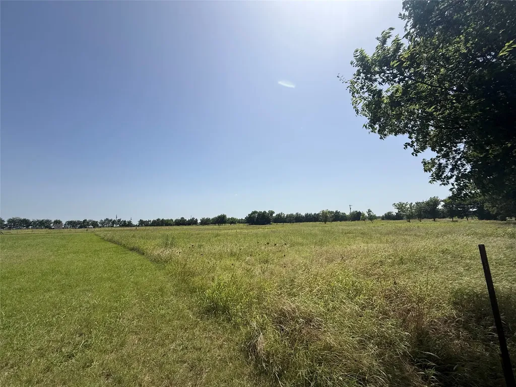 895 County Road 1006 Celeste TX 75423