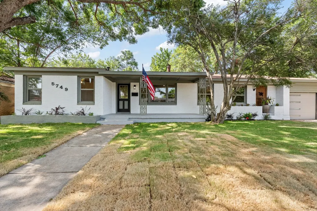 5749 Aton Avenue Westworth Village TX 76114